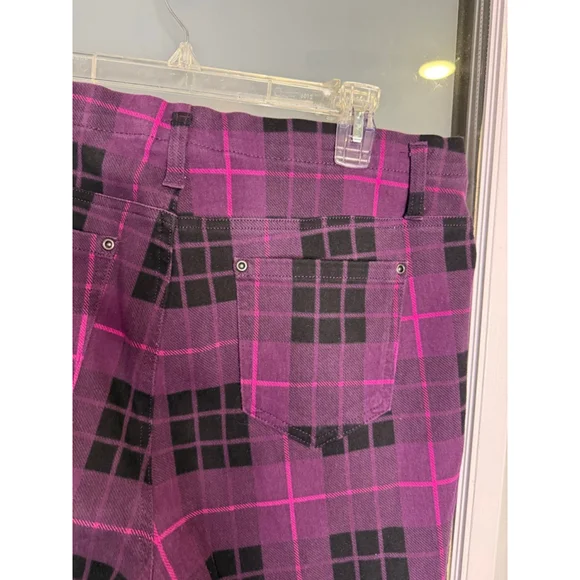 Terra & Sky Plus 1X Purple Black Plaid Leggings - Picture 6 of 8